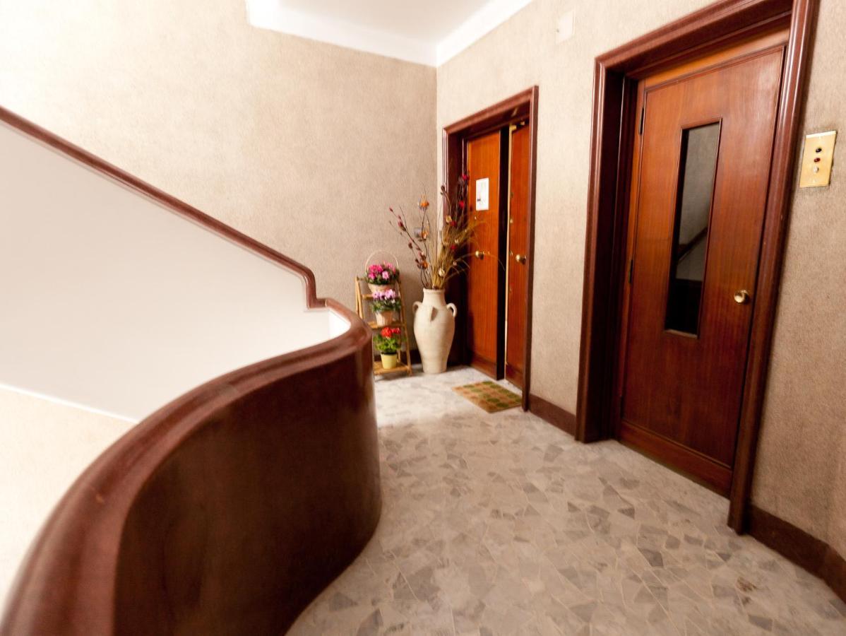 Marco Polo Vatican Apartment Rome Bagian luar foto