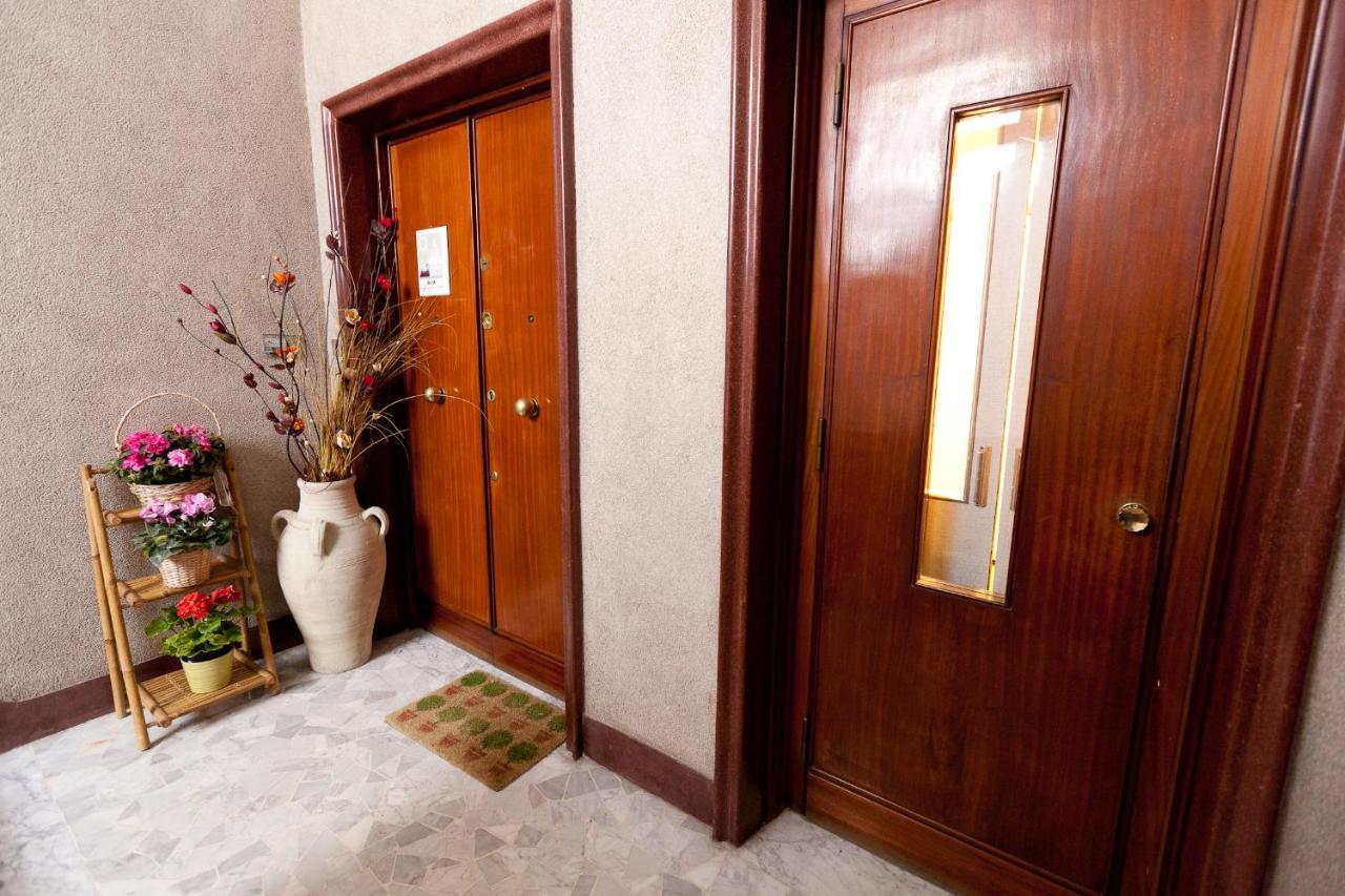 Marco Polo Vatican Apartment Rome Bagian luar foto