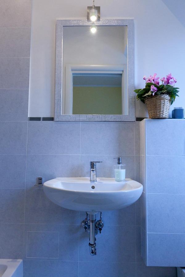 Marco Polo Vatican Apartment Rome Bagian luar foto